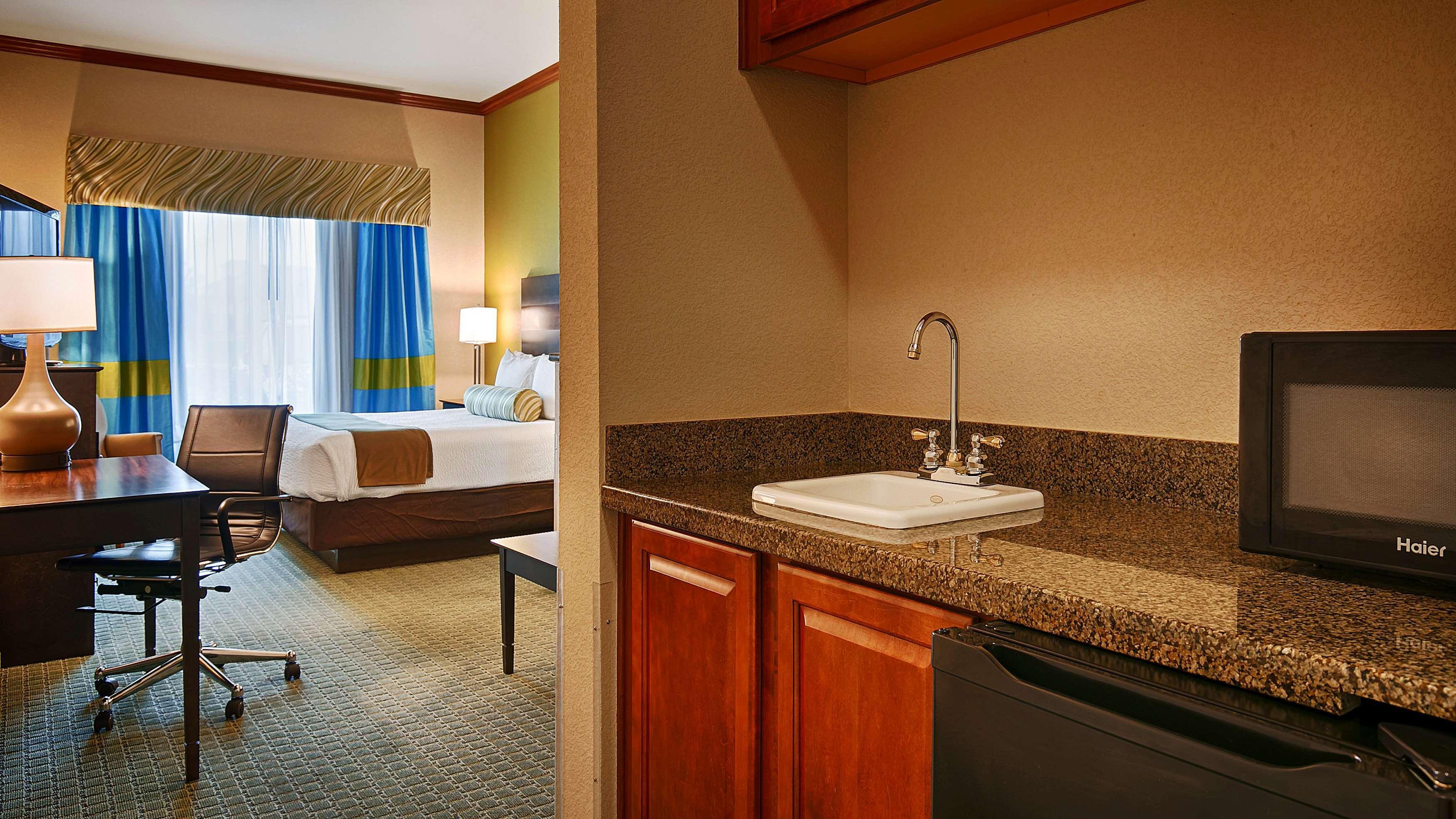 Comfort Inn & Suites Waco Extérieur photo