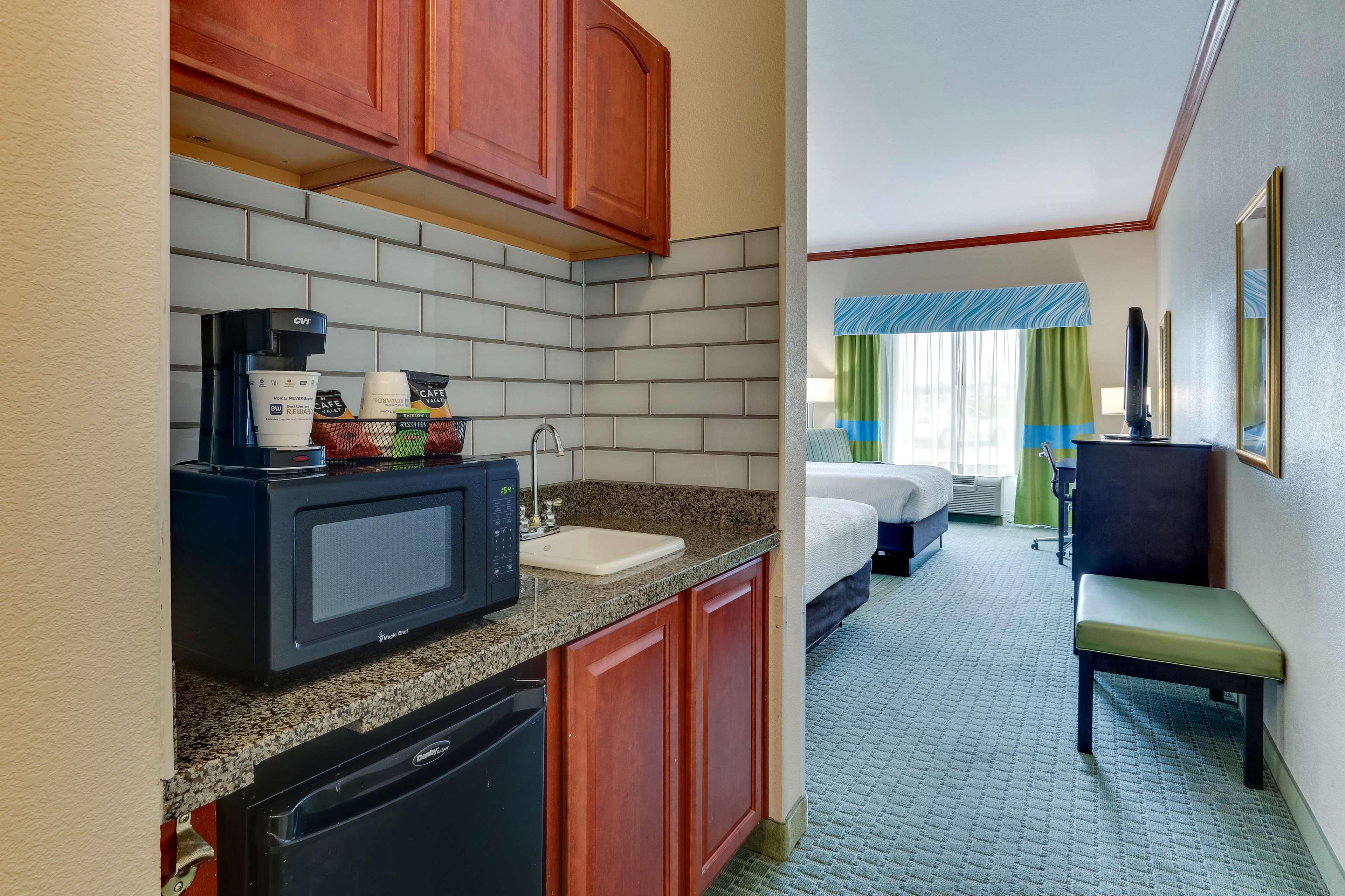 Comfort Inn & Suites Waco Extérieur photo