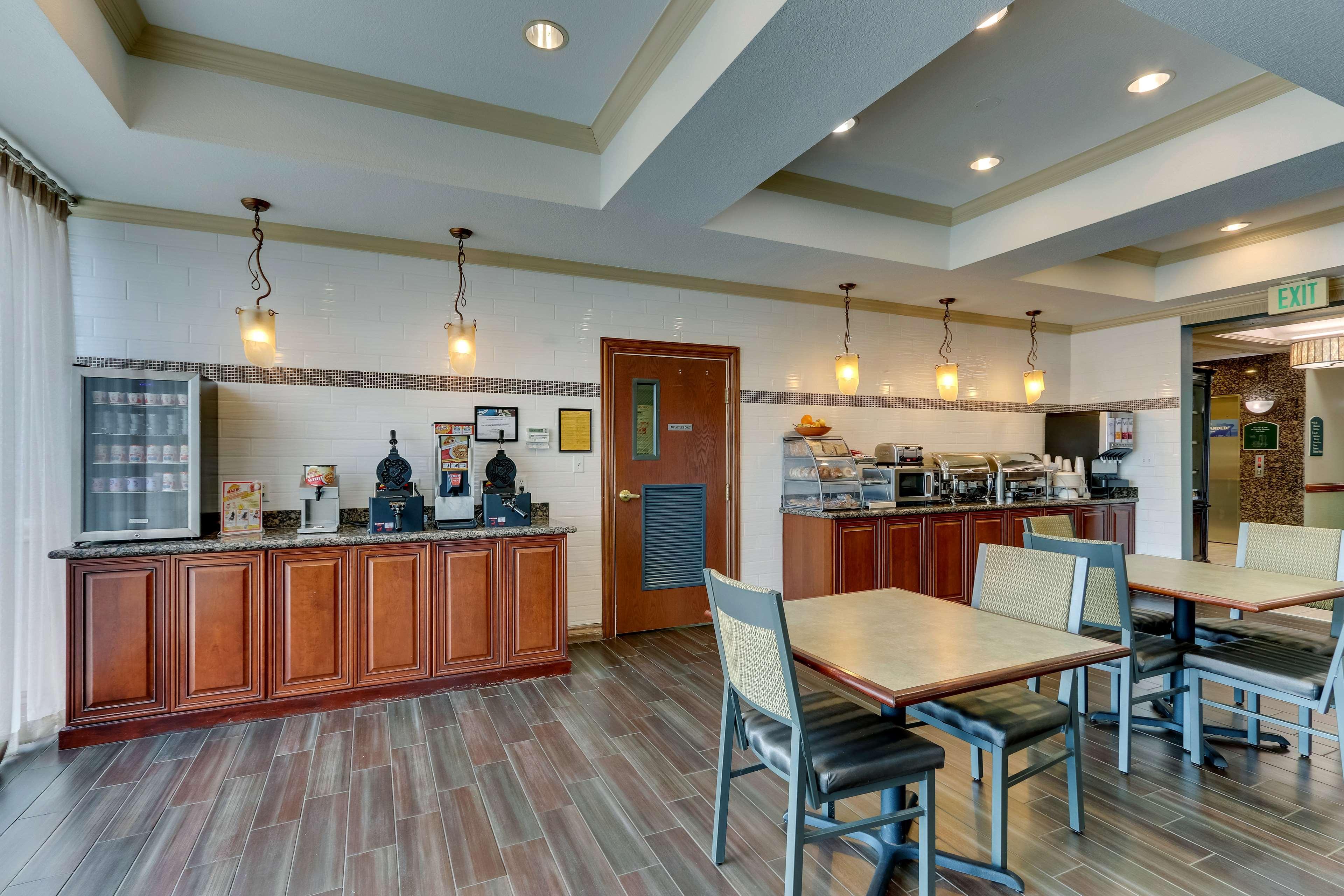 Comfort Inn & Suites Waco Extérieur photo
